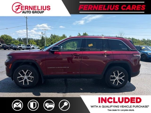 Used 2023 Red Jeep Limited image 4