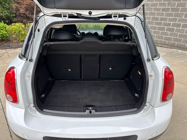 Used 2015 White MINI Base image 11