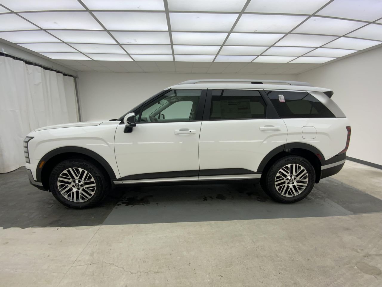 New 2026 Creamy White Pearl Hyundai SEL AWD image 2