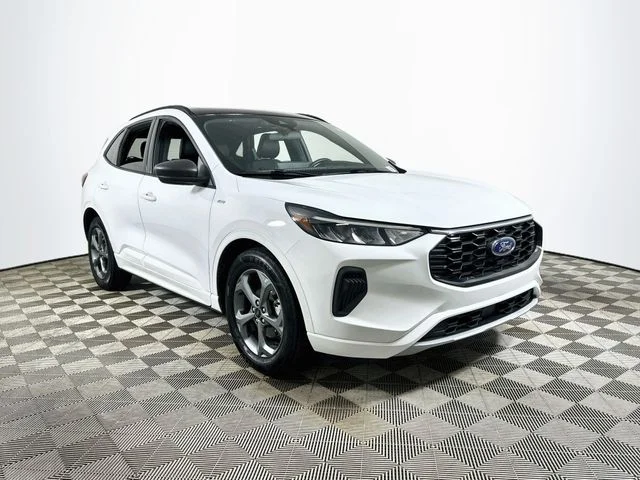 Certified Pre-Owned 2023 Ford Escape ST-Line
