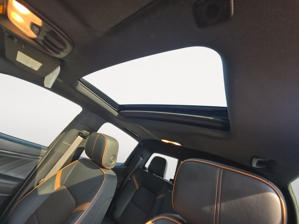 Used 2024 Beige GMC AT4 image 12