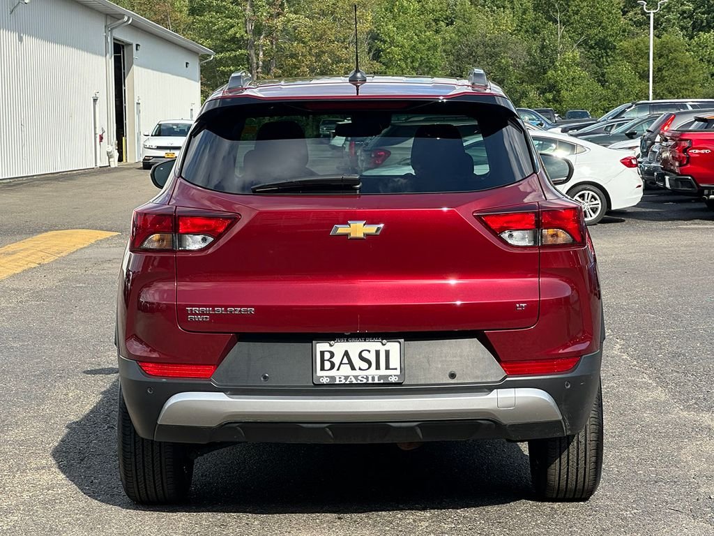 Used 2025 Red Chevrolet LT image 13