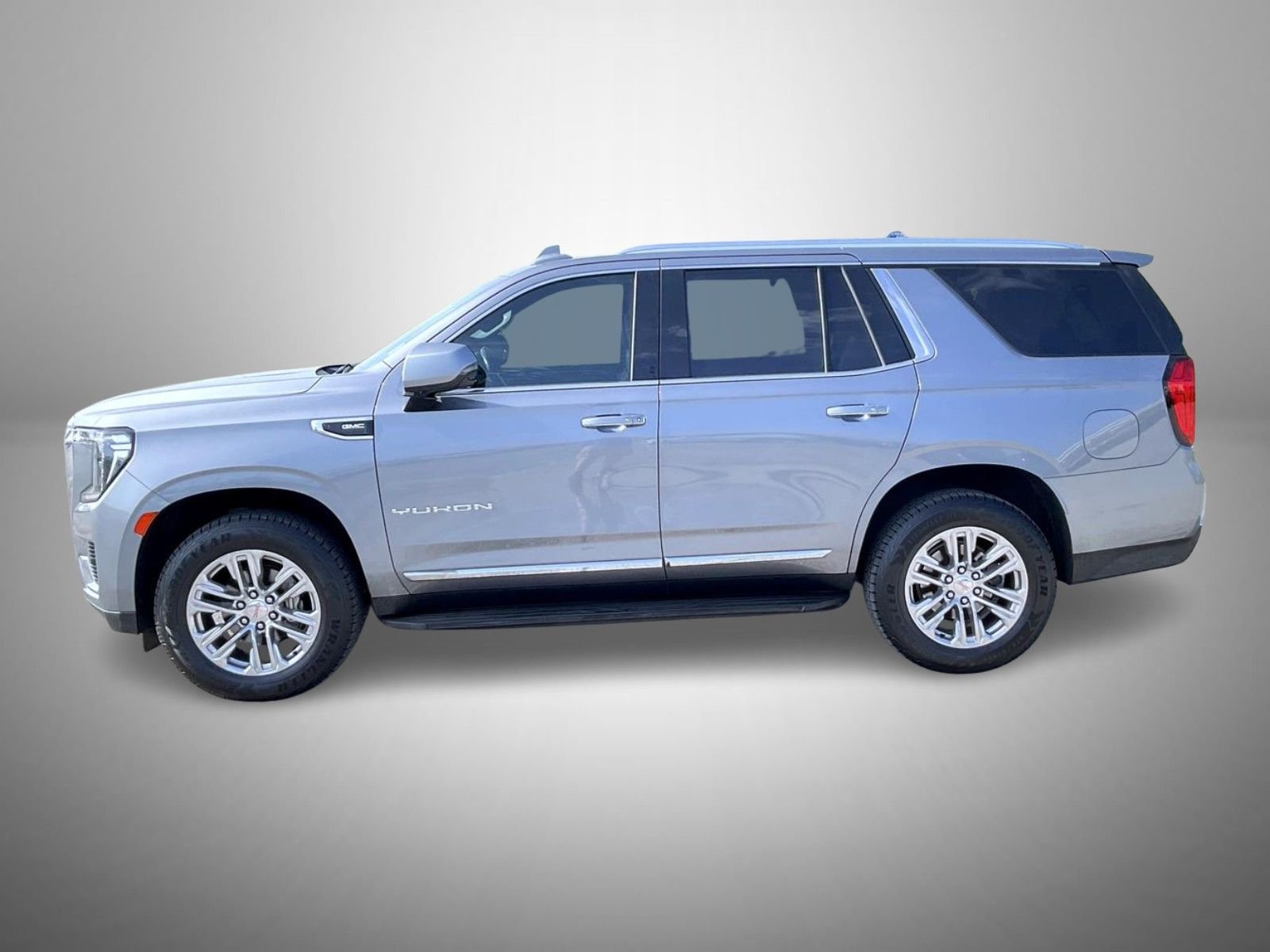 Used 2021 Gray GMC SLT image 8