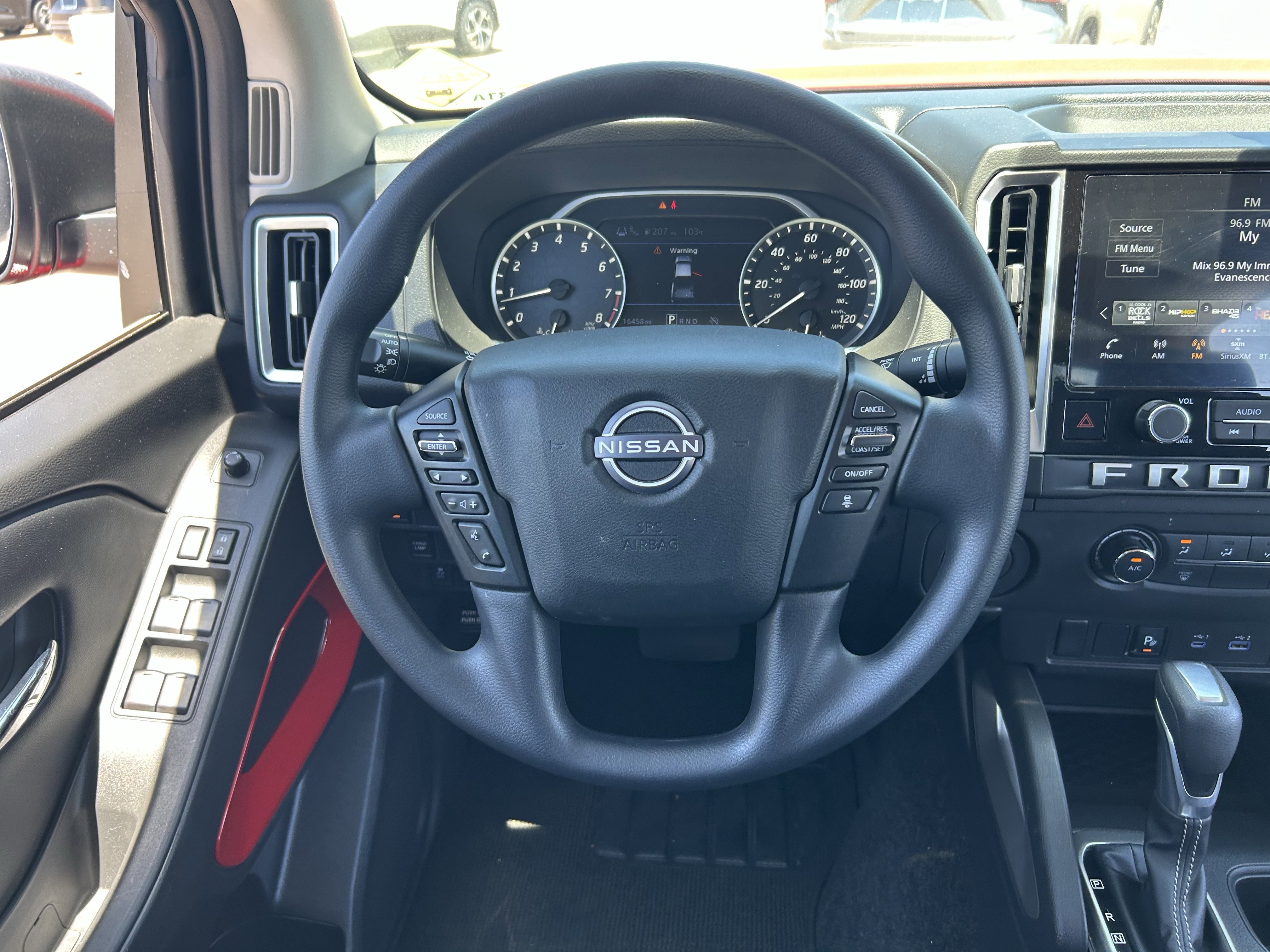 2025 Nissan Frontier SV - Photo 21