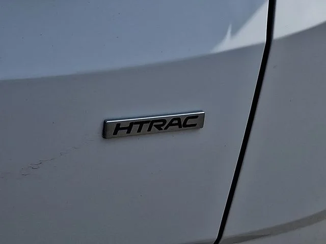 Used 2023 White Hyundai SEL image 32