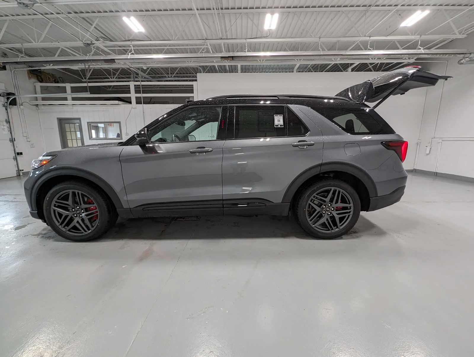 Used 2025 Carbonized Gray Metallic Ford ST image 12