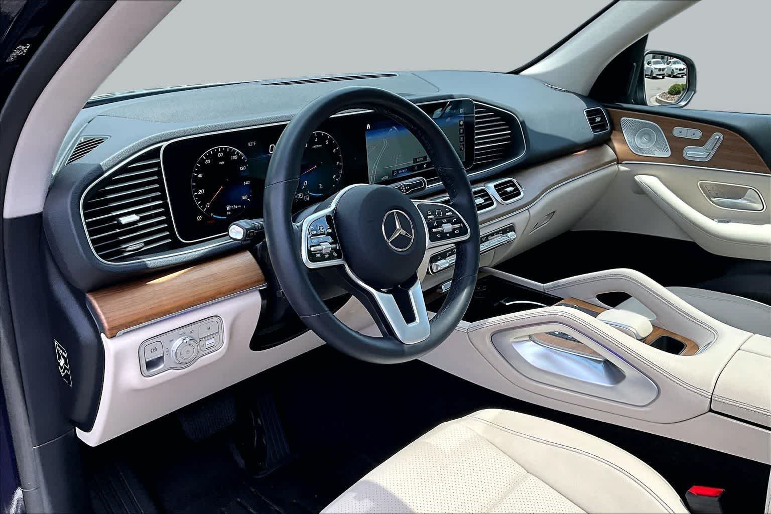 Used 2022 Lunar Blue Metallic Mercedes-Benz GLE 350 image 18