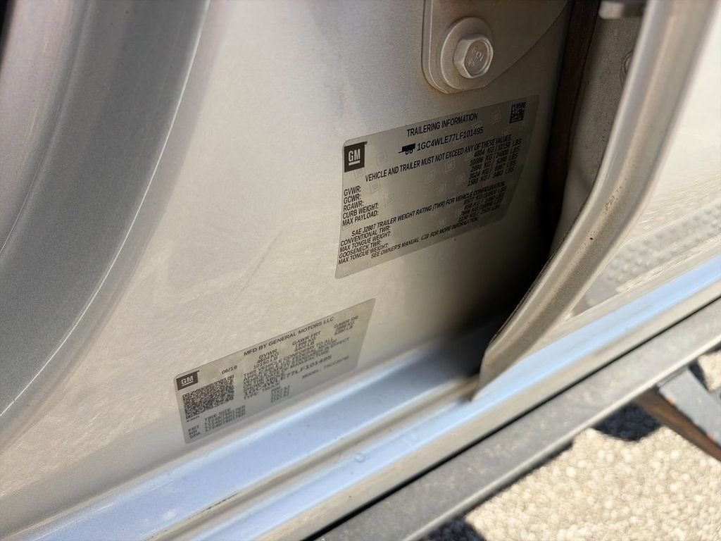 Used 2020 Silver Chevrolet Work Truck image 23