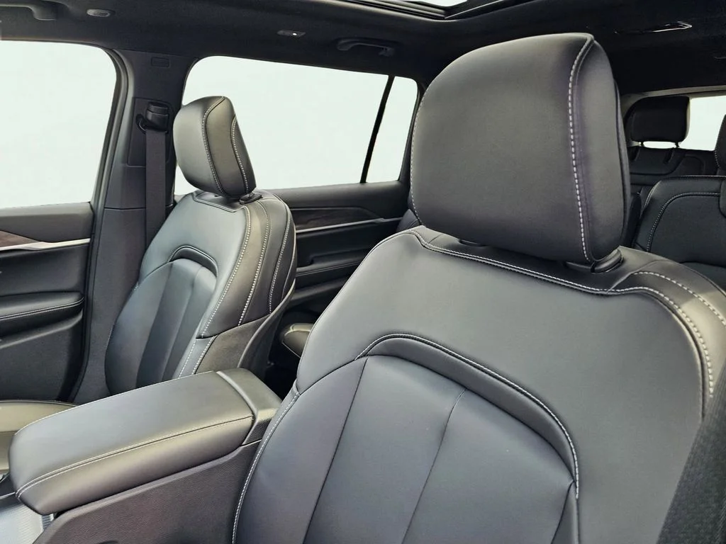 2026 Jeep Grand Cherokee L Limited - Photo 17