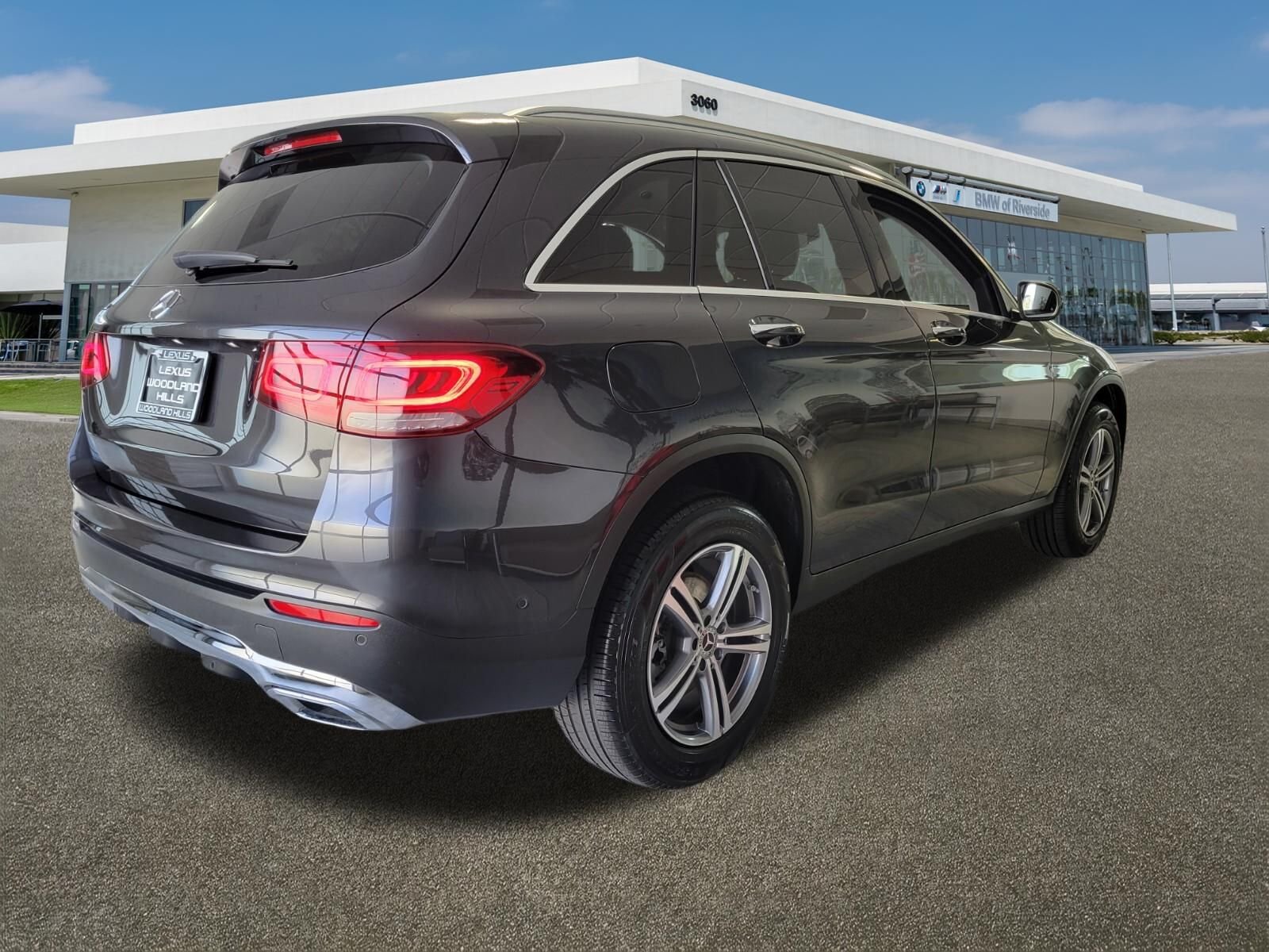 Used 2021 Gray Mercedes-Benz GLC 300 image 6