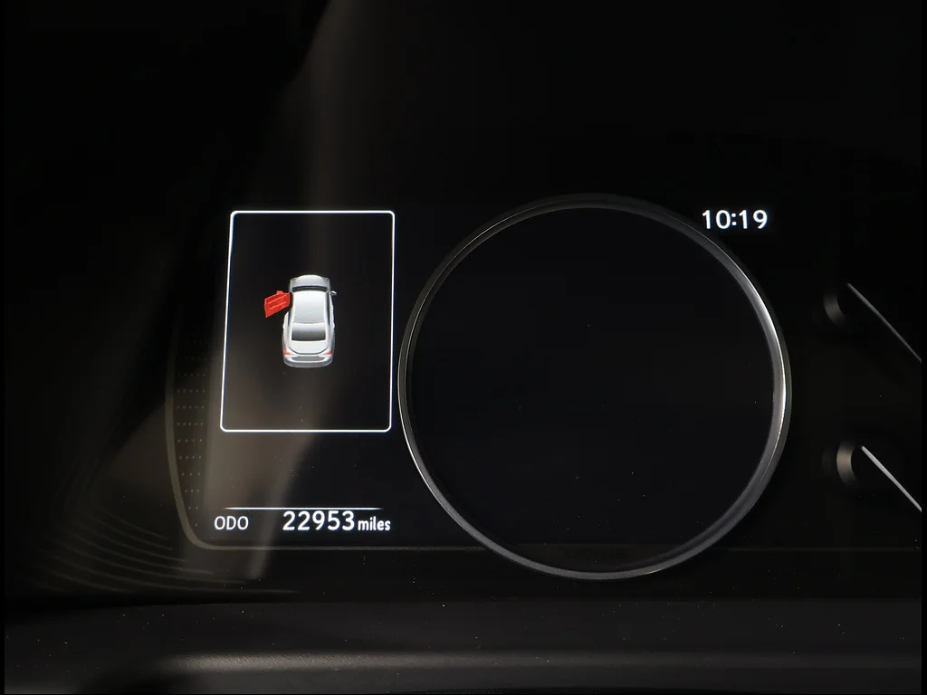 2025 Lexus ES 350 - Photo 9
