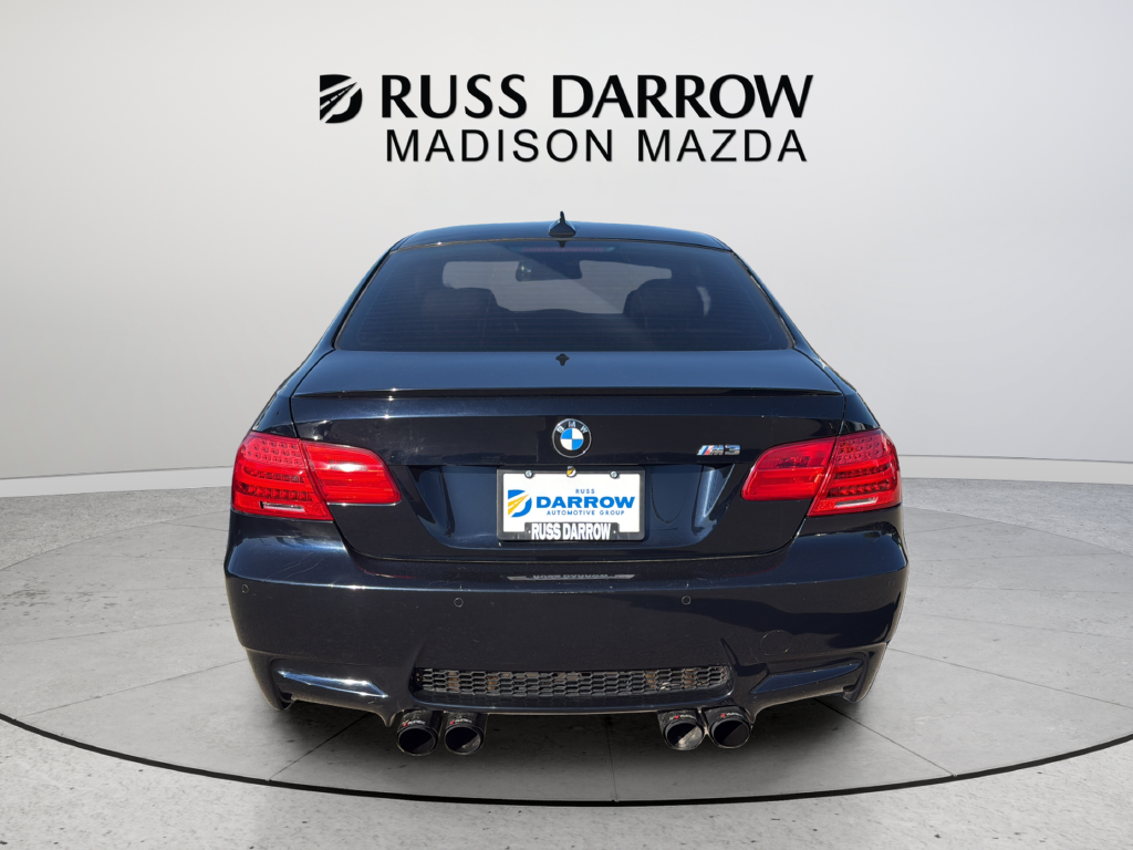 Used 2011  BMW Base image 4