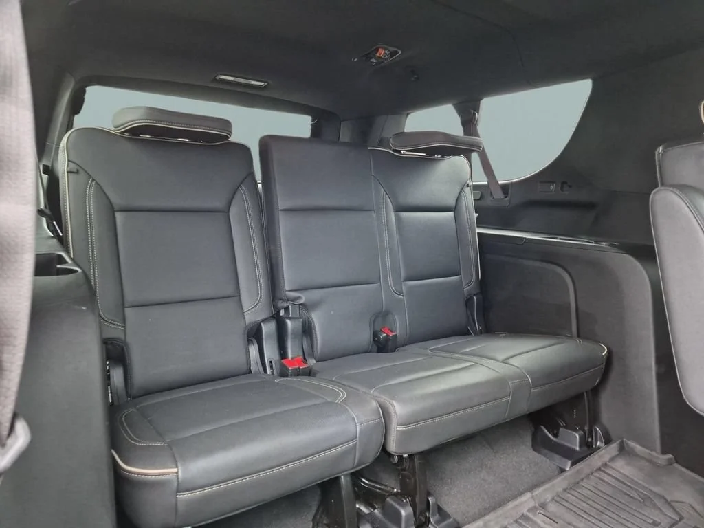 Certified Used 2025 Onyx Black GMC Elevation image 27