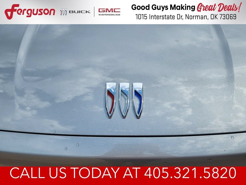 2026 Buick Enclave Preferred - Photo 10