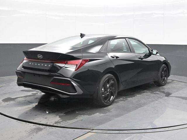 New 2026 Black Hyundai SEL Sport image 9