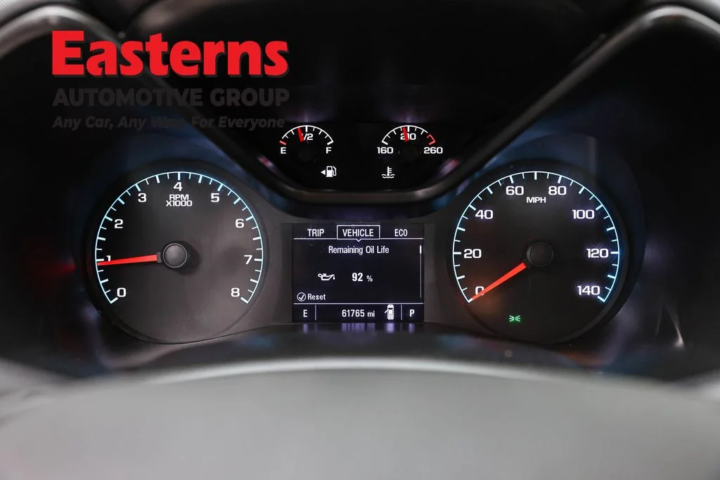 Used 2022 White Chevrolet LT image 17