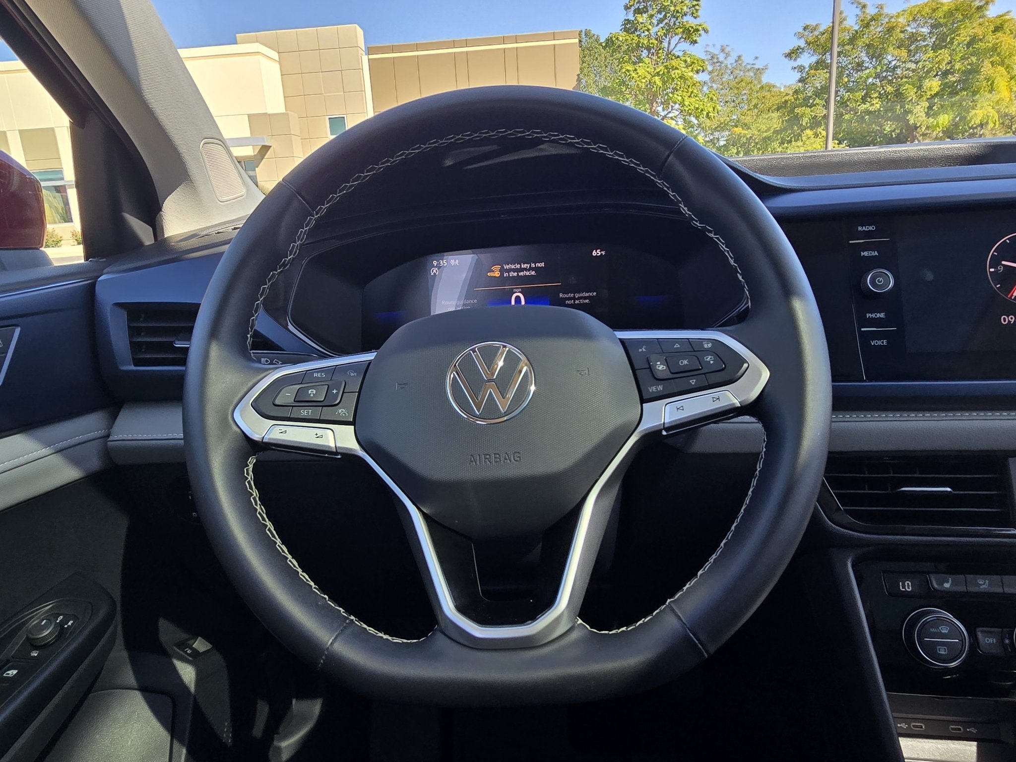 Used 2024 Kings Red Metallic Volkswagen SE image 28