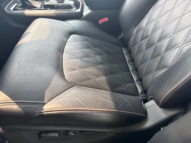 Used 2024 Red Nissan Platinum image 19