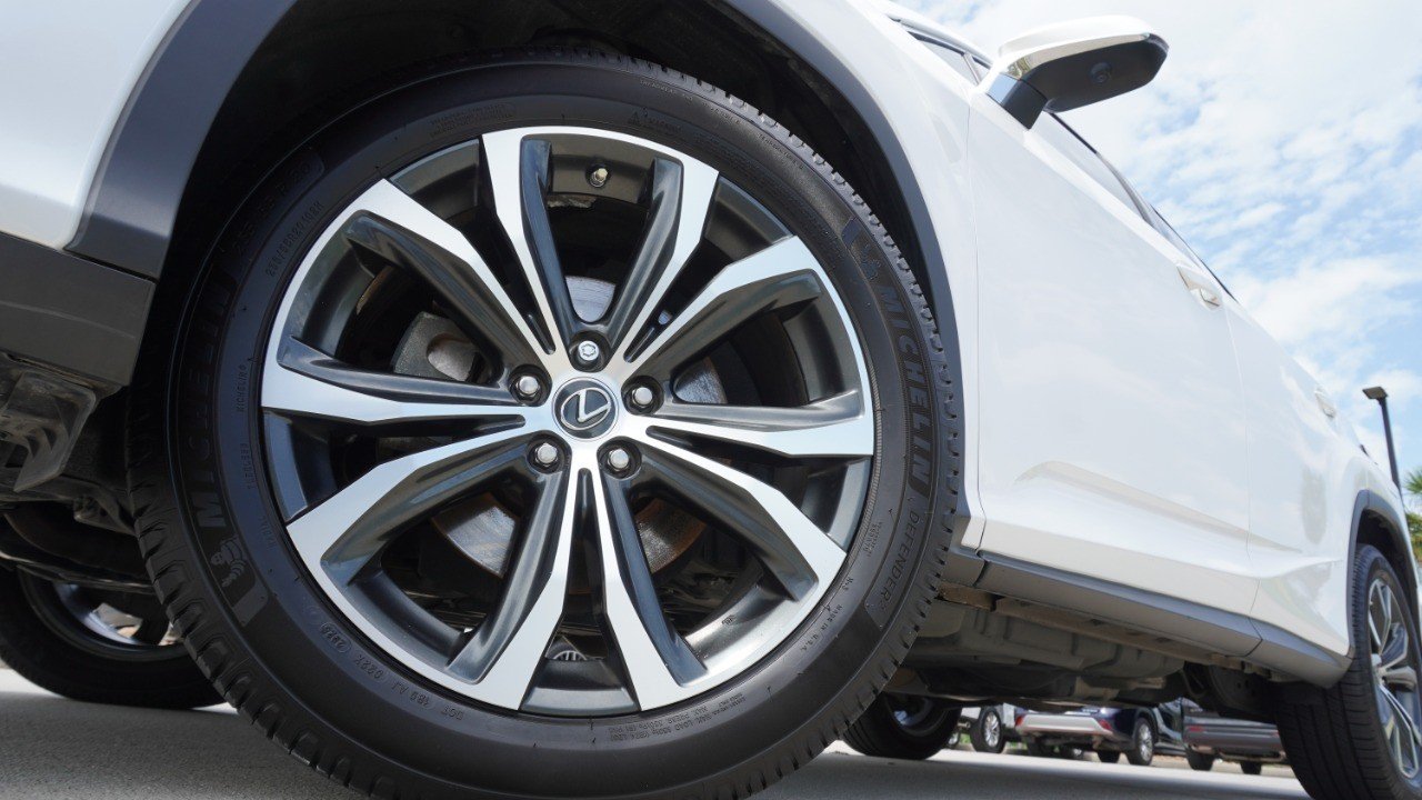 Used 2022 White Lexus RX 350 image 11