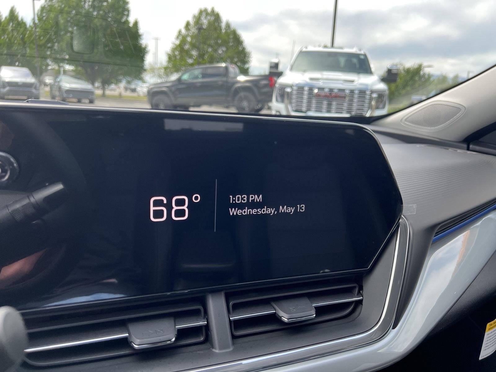2026 Chevrolet Trax LT - Photo 26