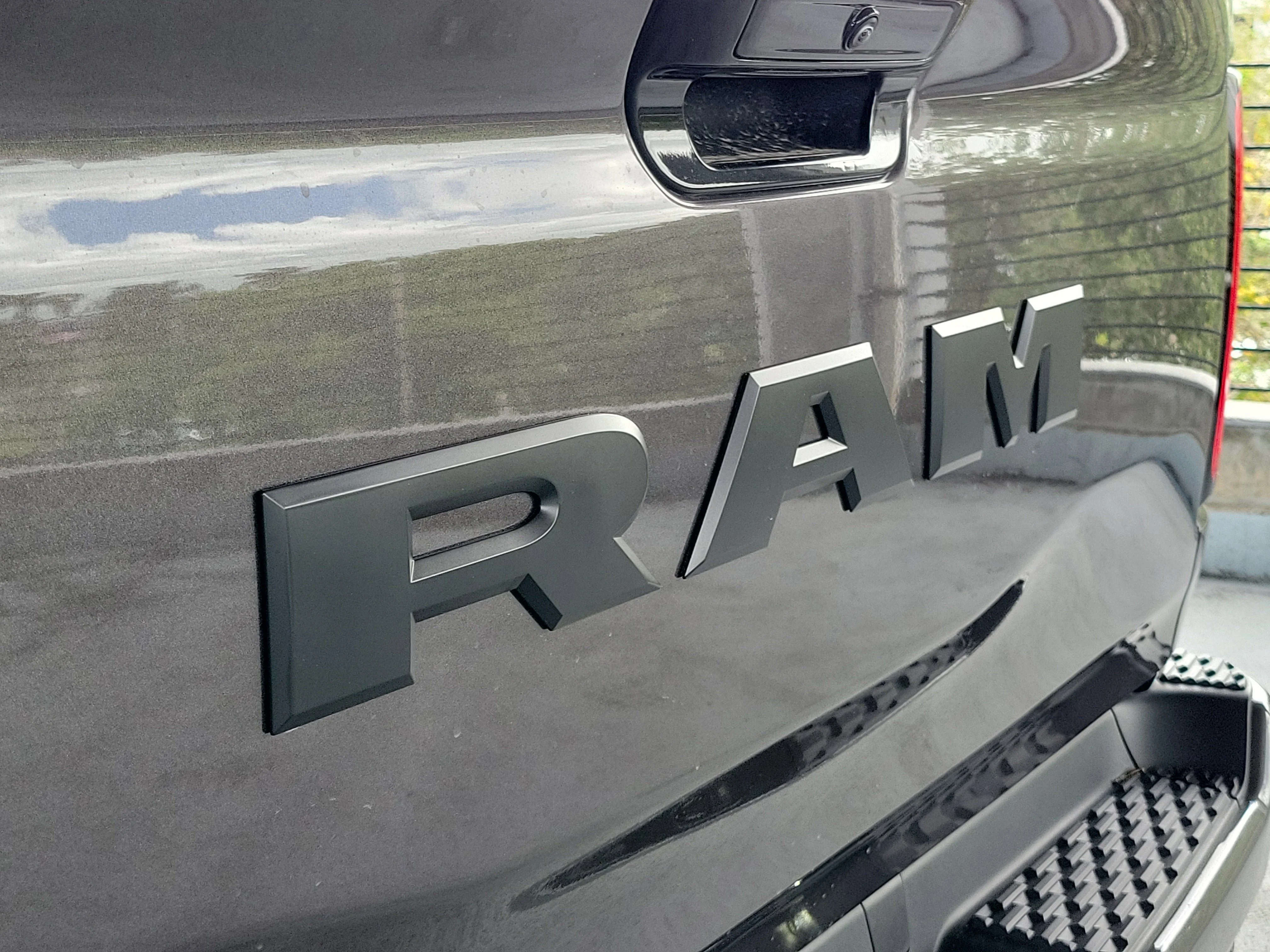 New 2026 Granite Crystal Metallic Clear-Coat Exterior Paint RAM Big Horn image 5