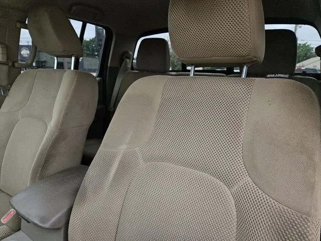 Used 2015 Black Nissan SV image 26