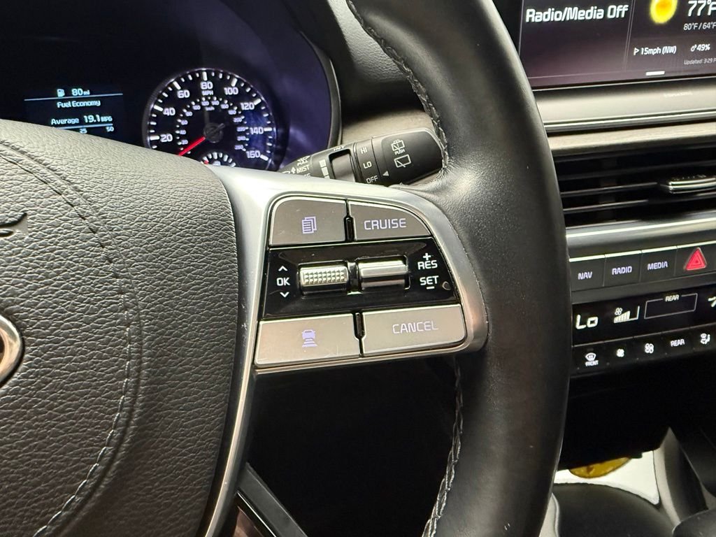 Used 2021 White Kia EX image 47