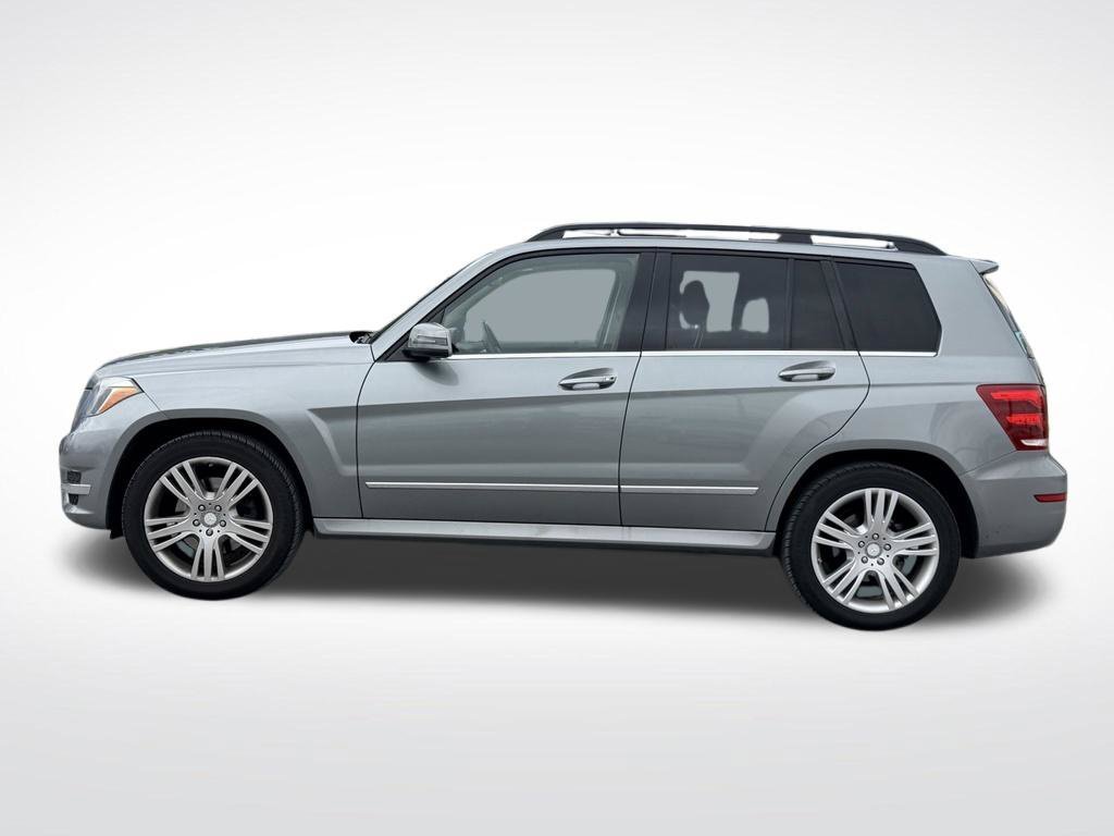 Used 2013 Silver Mercedes-Benz GLK 350 image 3