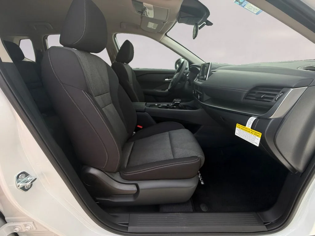 New 2026 Everest White Pearl TriCoat Nissan SV image 17