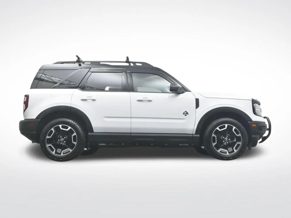 Used 2023 Oxford White Ford Outer Banks image 43