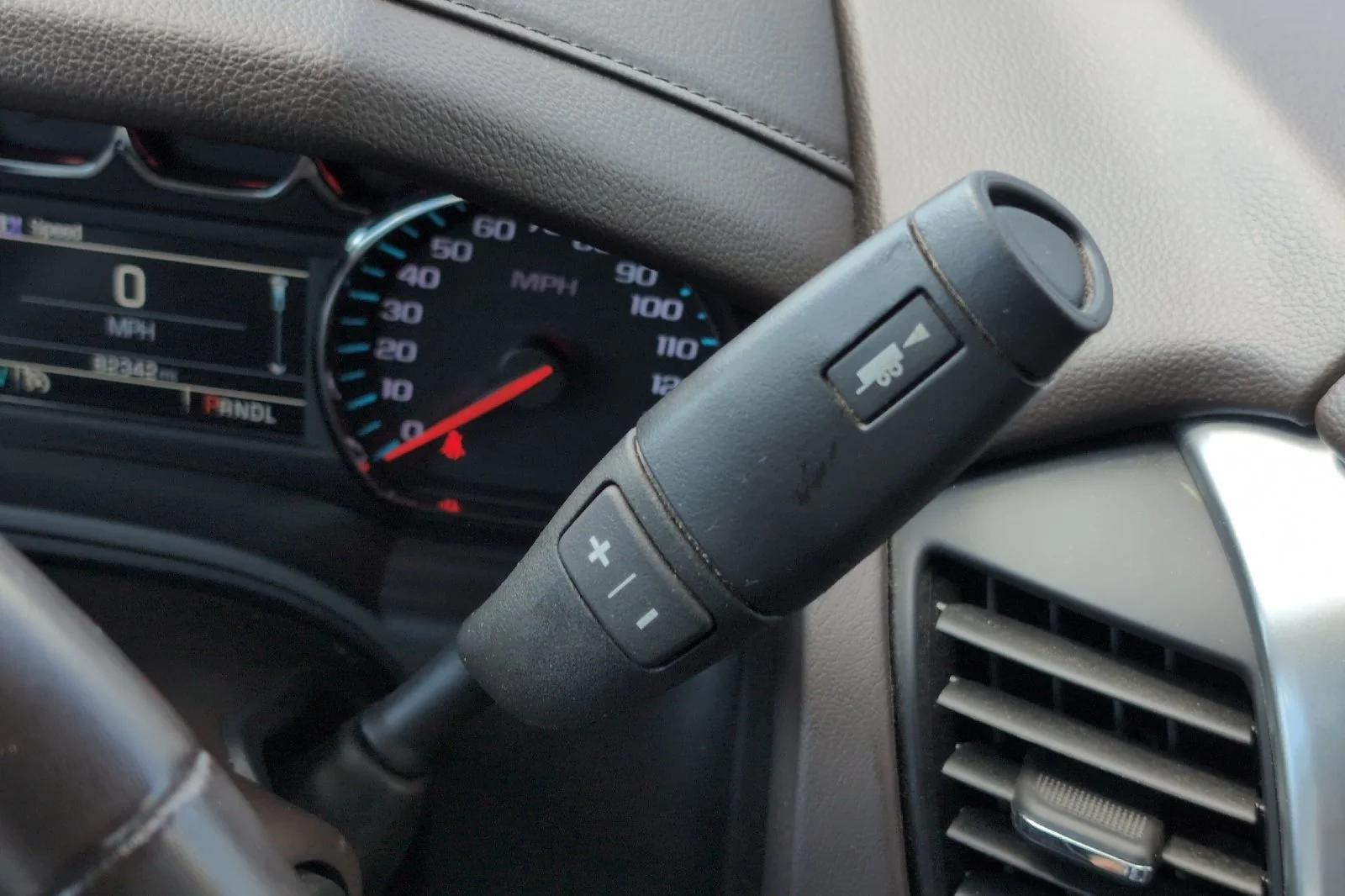 Used 2020 SIREN RED TINTCOAT Chevrolet LT image 24