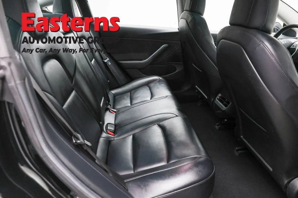 Used 2018 Black Tesla Long Range image 17