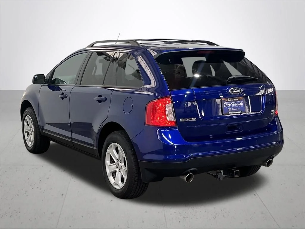 Used 2014 Blue Ford SEL image 15