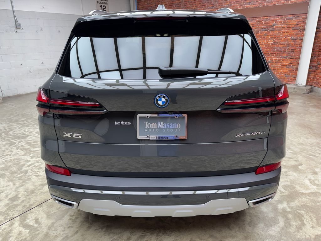 New 2026 Gray BMW xDrive50e image 4