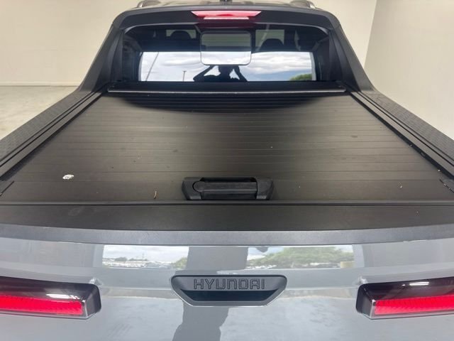 Used 2025 Gray Hyundai SEL image 21
