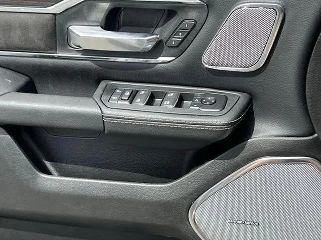 2026 RAM 1500 Laramie - Photo 31