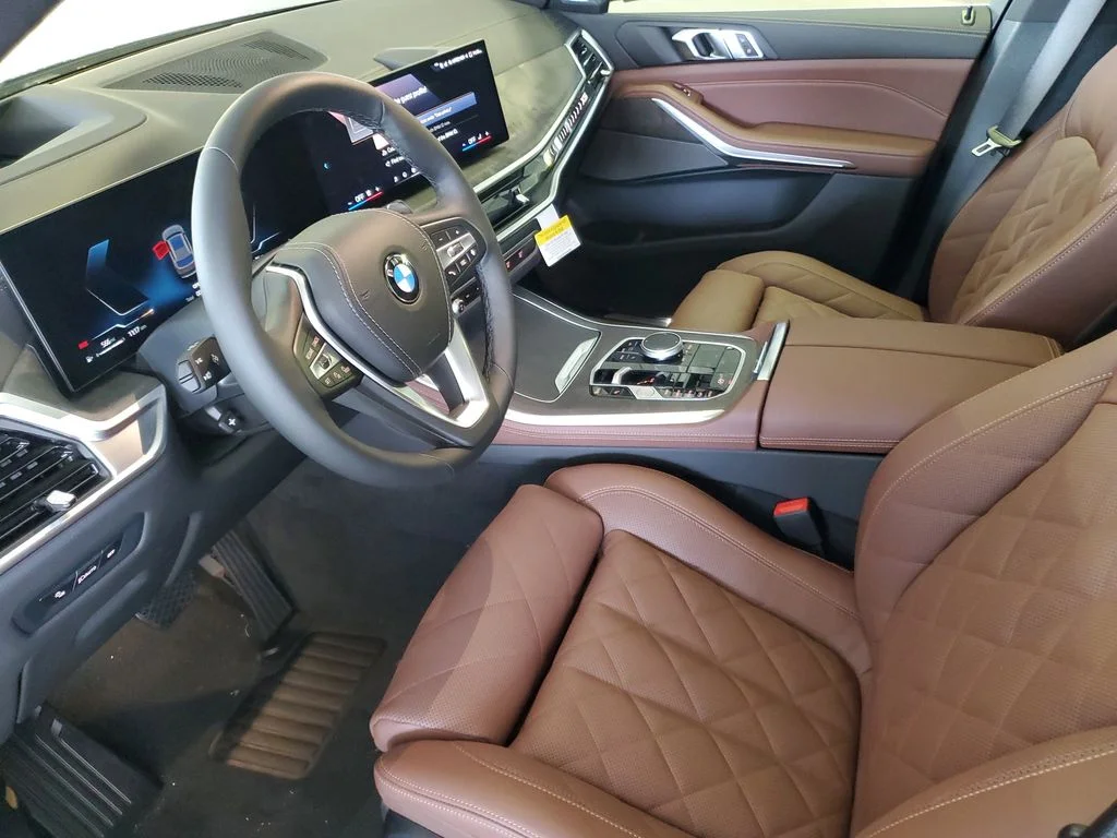 New 2026 Gray BMW xDrive40i image 15