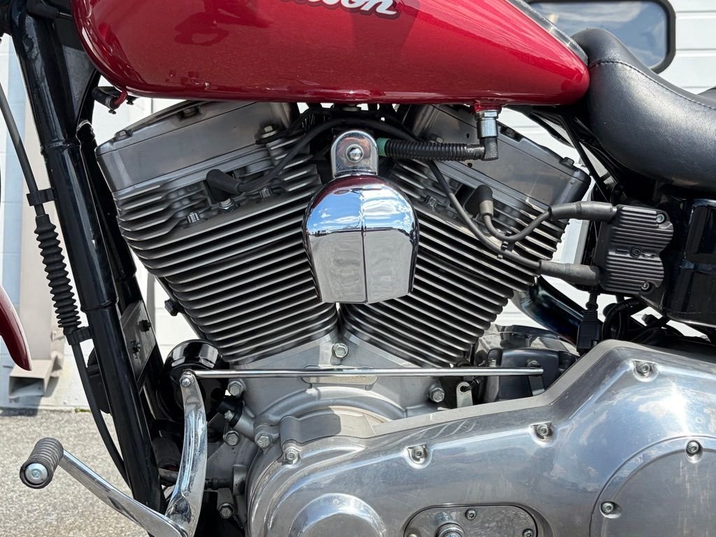 Used 2004 Red Harley-Davidson  image 30
