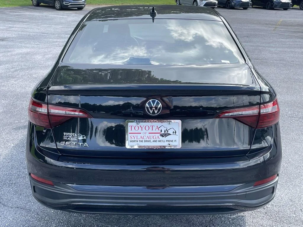 Used 2022 Deep Black Pearl Volkswagen S image 4