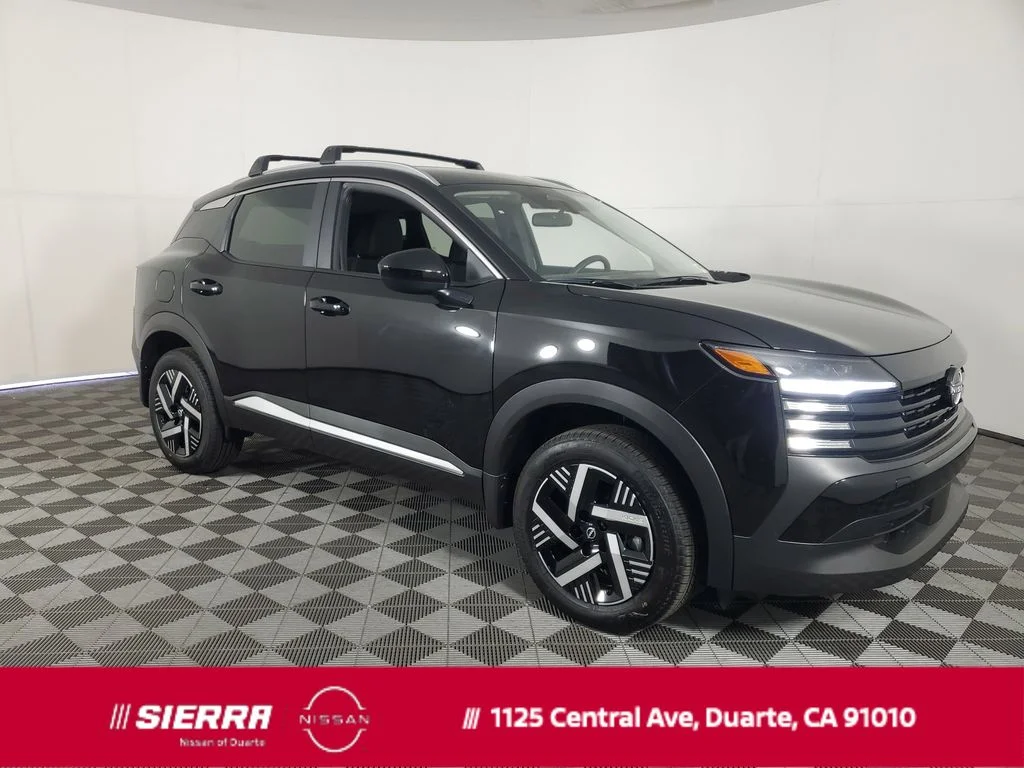 2026 Nissan Kicks 2.0 SV's photo