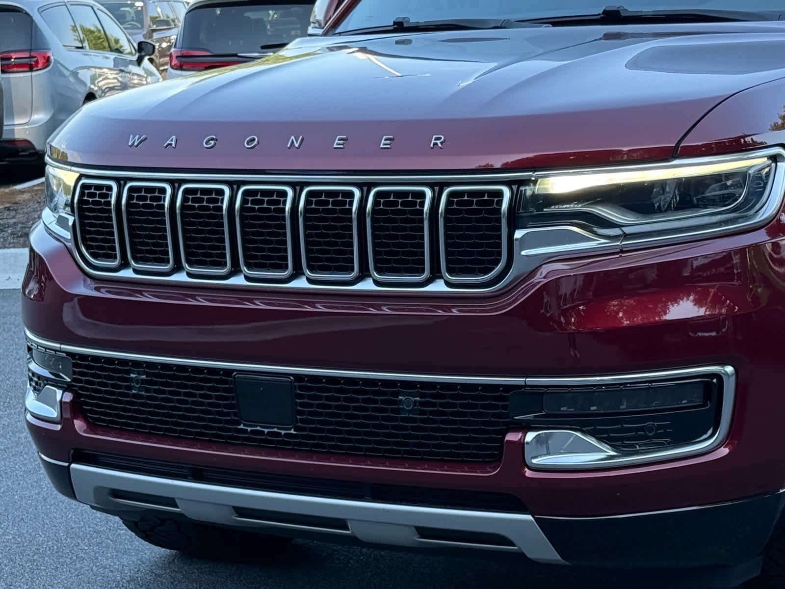 Used 2022 Velvet Red Pearlcoat Jeep Series II image 9