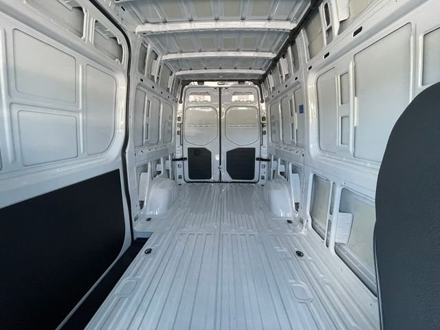 New 2025 Arctic+White Mercedes-Benz Cargo 144 WB image 8