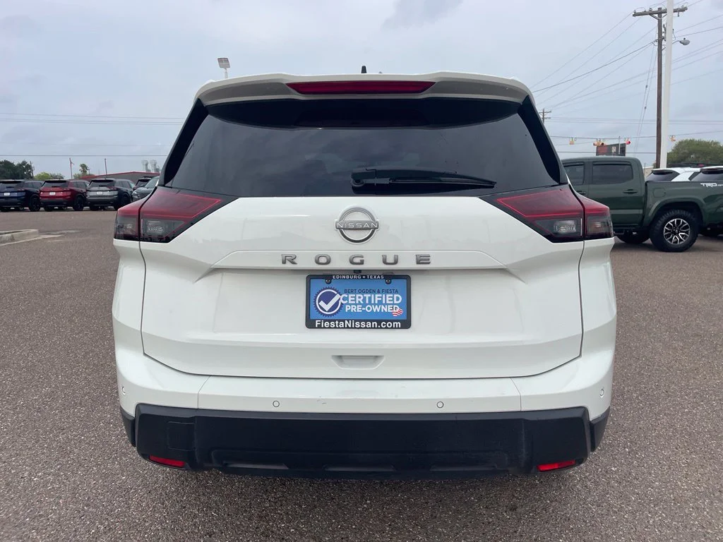 Used 2025 White Nissan S image 6