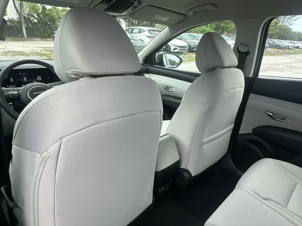 New 2026 Phantom Black Hyundai SE image 14