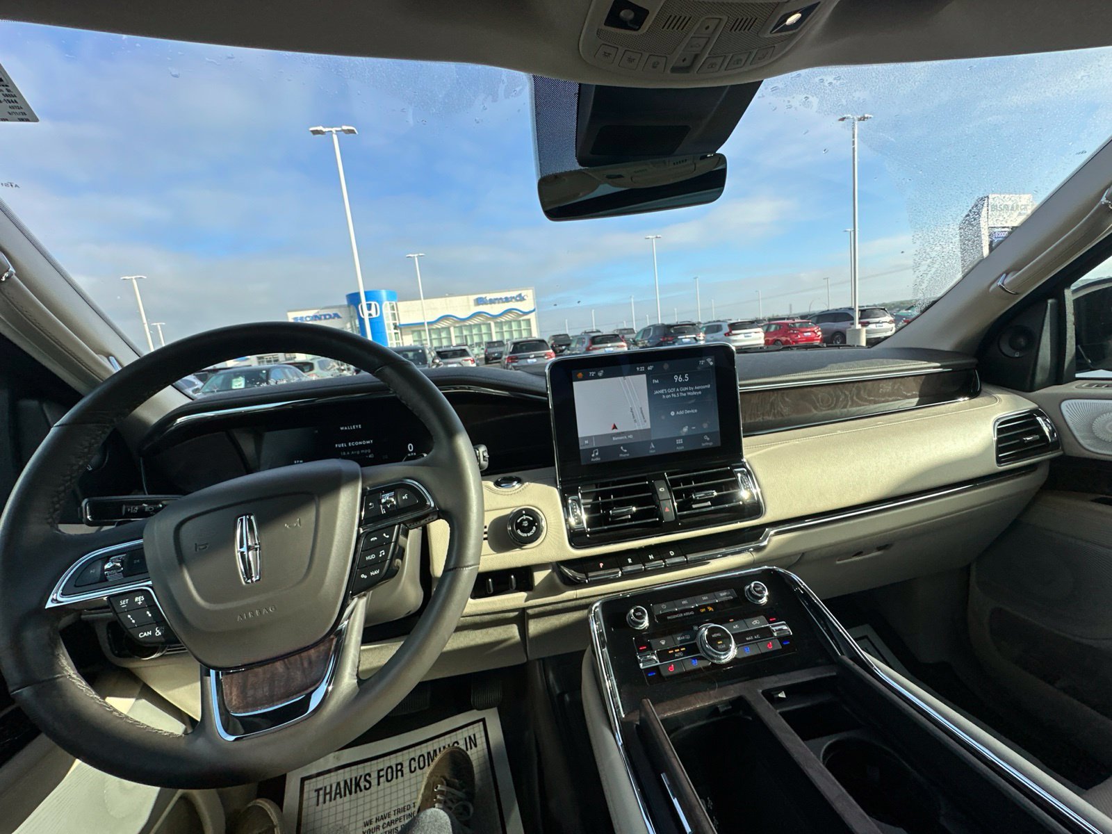 Used 2019 White Lincoln Reserve image 52