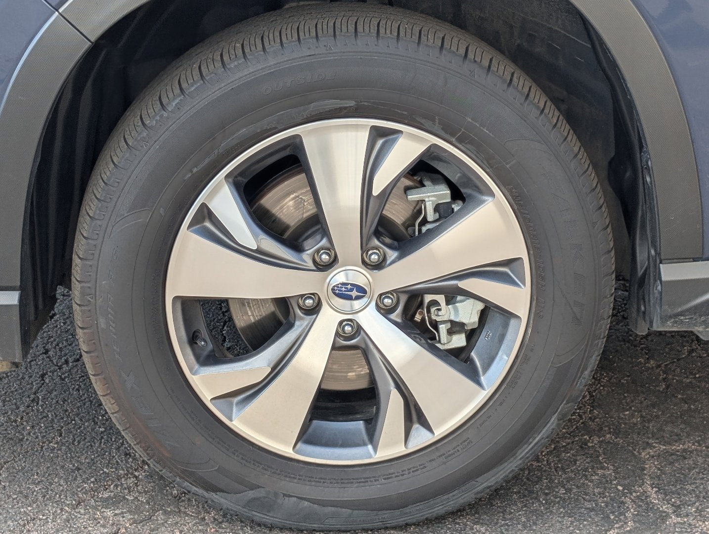 Used 2025 Cosmic Blue Pearl Subaru Premium image 8