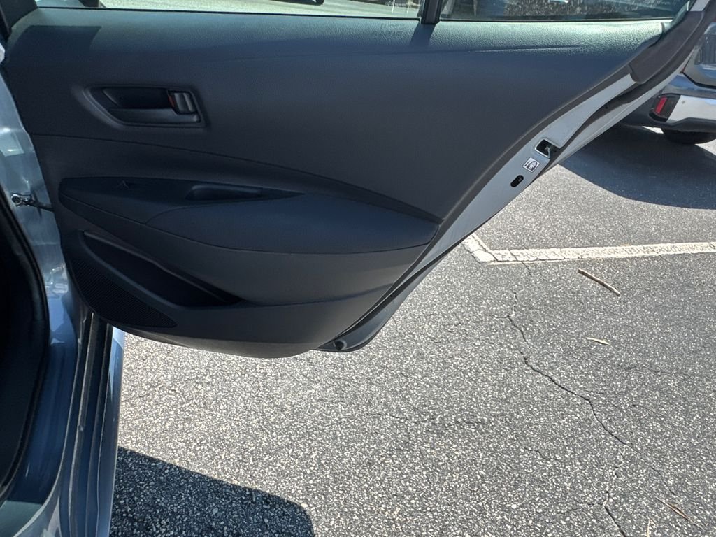 Used 2022 Gray Toyota LE image 16