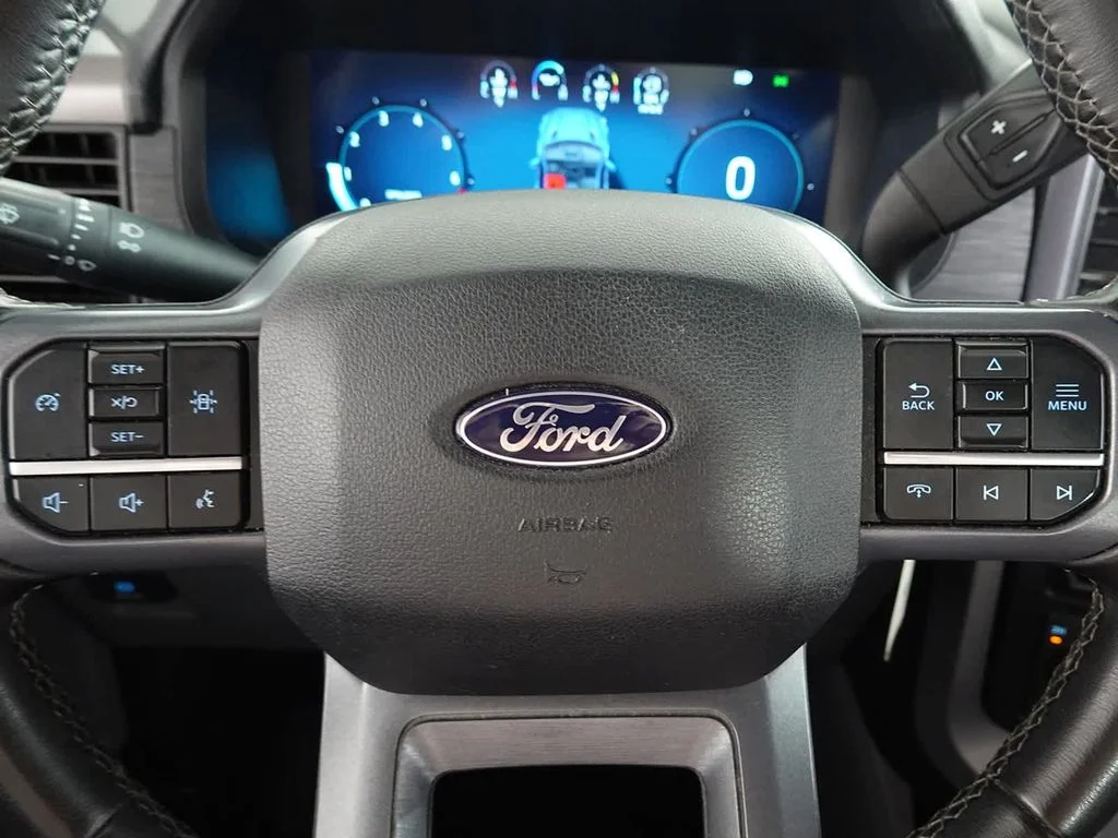 Used 2024 Oxford White Ford XLT image 18