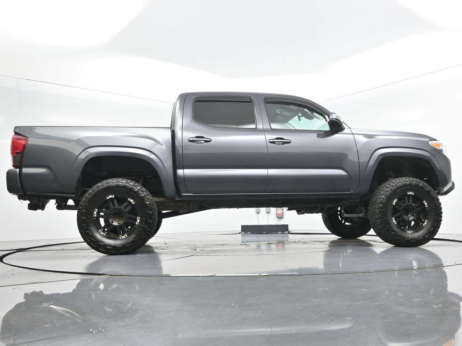 Used 2023 Magnetic Gray Metallic Toyota SR image 47