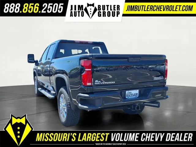New 2026 Black Chevrolet High Country image 2